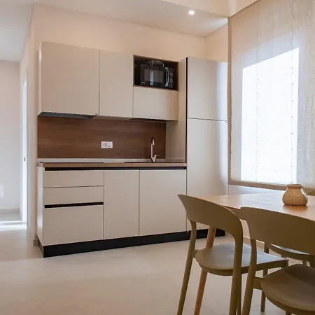 Marina Elba Lejlighed *